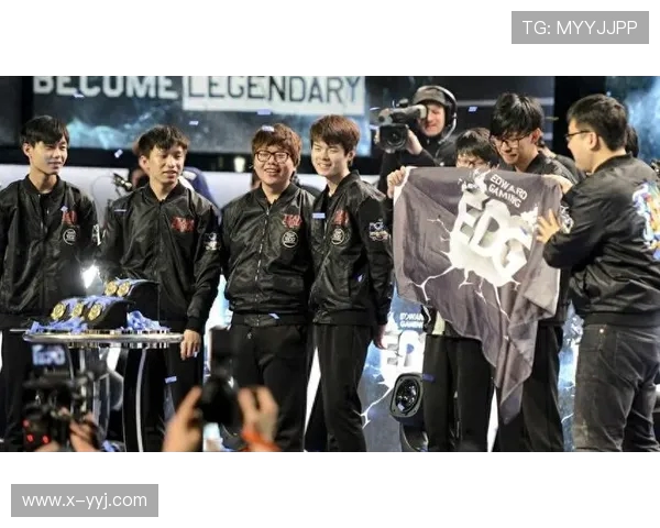 全明星赛回顾：EDG展现出色团队协作与默契配合的精彩表现